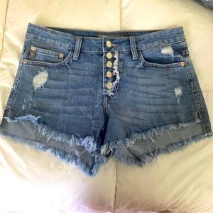 Button fly Jean shorts